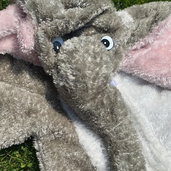 16- (1love) The Graytest Relephant Costume - Picture 9 of 15